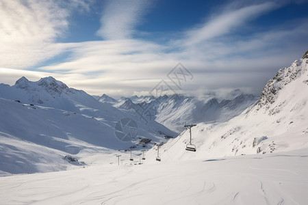 冬天的雪山图片