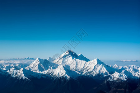 户外巍峨的雪山背景图片