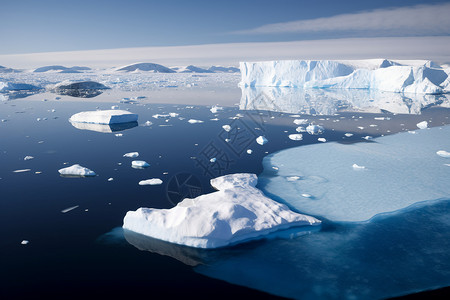 南极晴朗天气融化的冰川景观背景