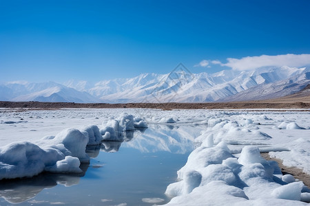 雪上脚下的壮观风景图片