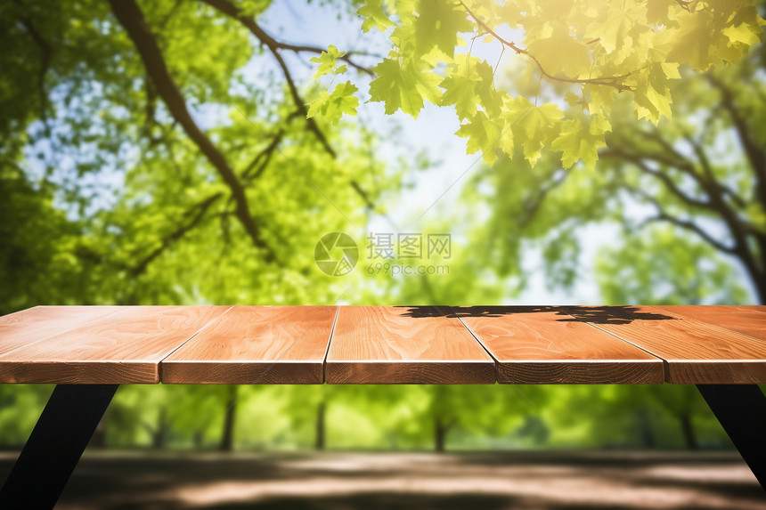 公园中的木质板凳图片