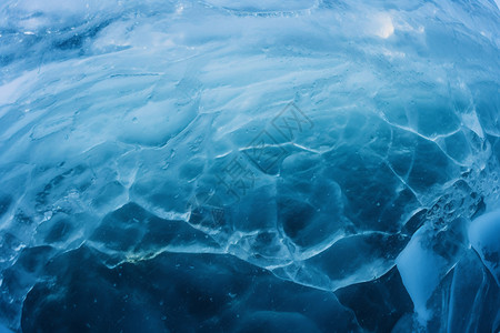 冰冻湖面上的裂纹高清图片