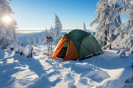 雪地帐篷冬季雪地中的帐篷背景