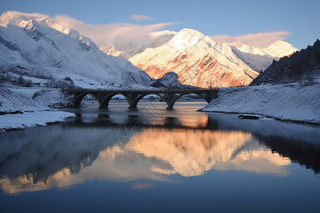 雪山的风景图片