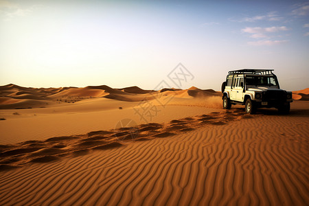 在沙漠开车背景图片