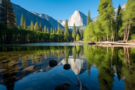 户外自然的山脉和湖泊背景图片