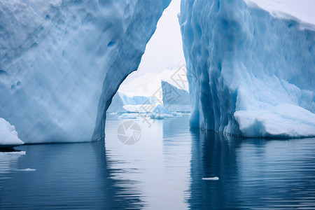 寒冷的南极有着冰山图片