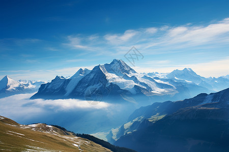 蓝天下的山峰蓝天下的山脉背景