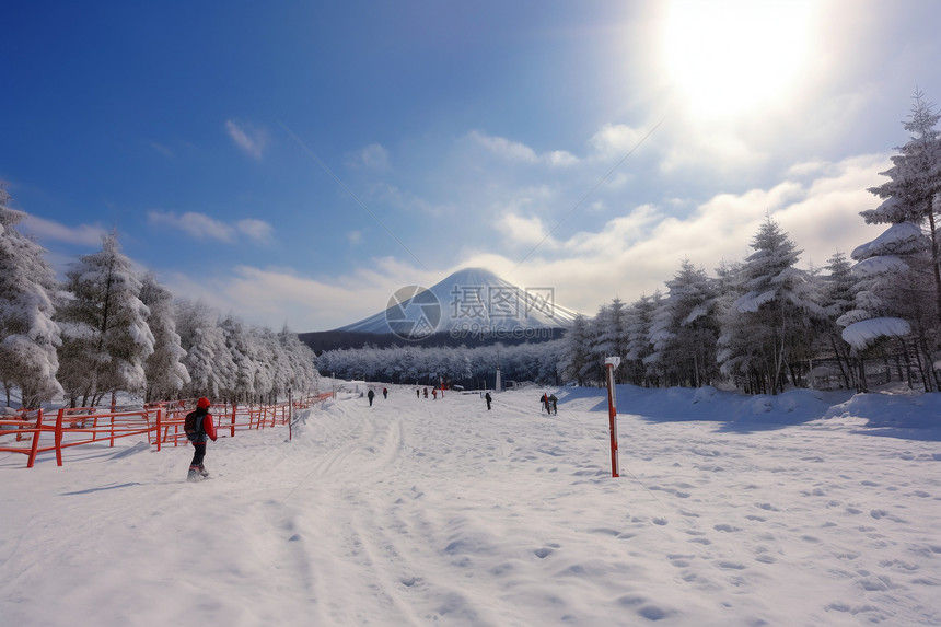 冬天滑雪场的美丽景观图片