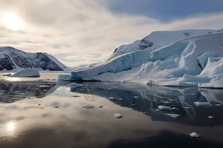 南极雪山美丽的冰川背景