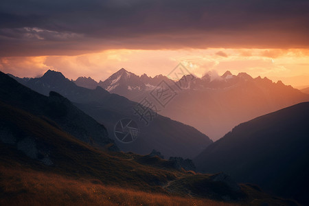 美丽的高加索山脉景观图片