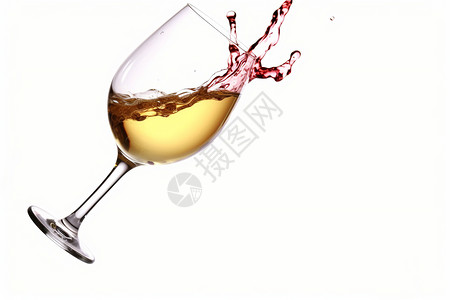 一杯美味的白葡萄酒图片