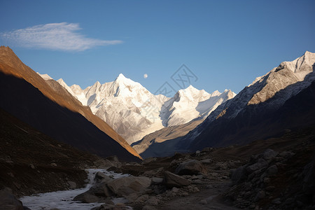 喜马拉雅山的风景背景图片