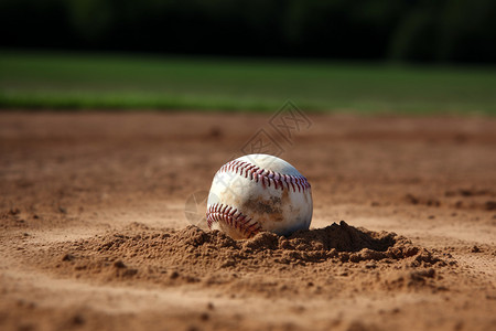 土里的棒球图片