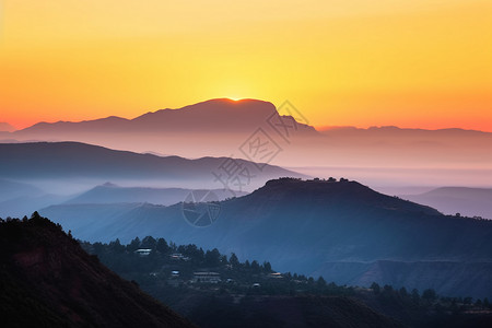 日出日落山脉云海风光背景图片