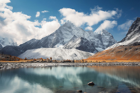 高原地区雪山的美丽景观背景