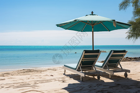 清新夏日海滩风景背景图片