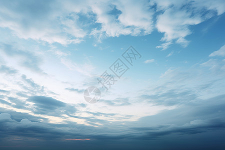 蓝天下涌动的白云背景图片