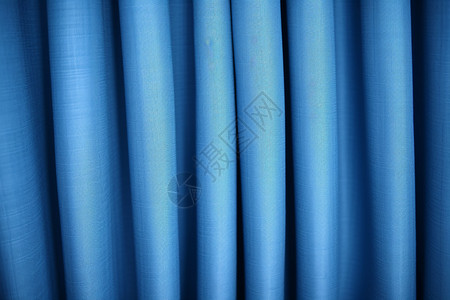 柔软的蓝色窗帘面料图片