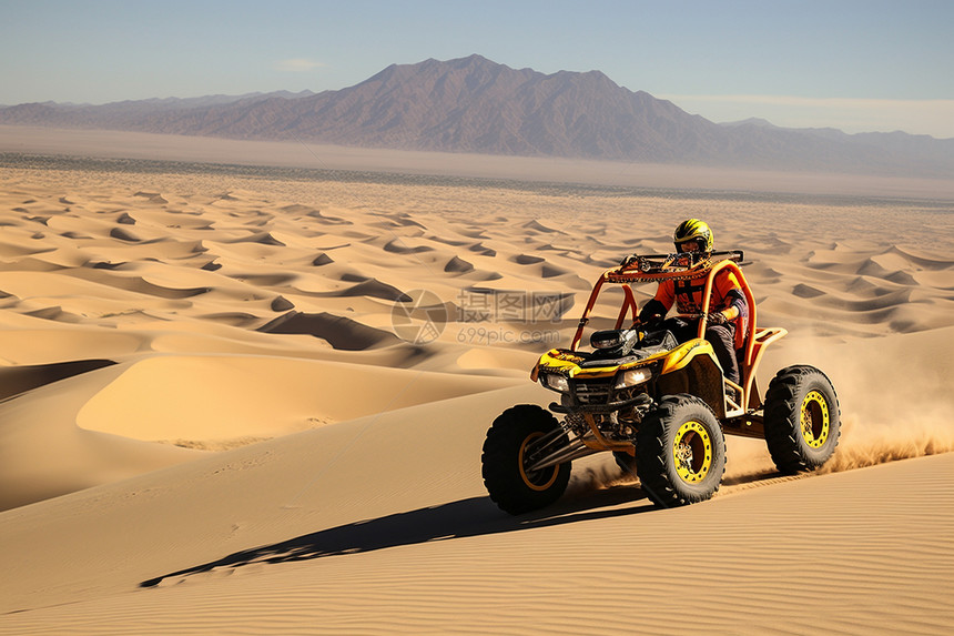 沙漠越野车的乐趣图片
