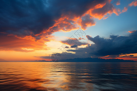 壮观的海上日落景观图片