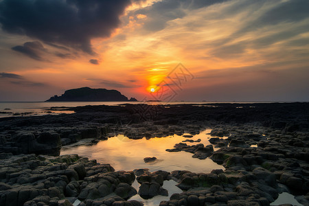 日落的浪漫海岛高清图片