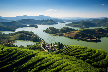 宁静的小山风景图片