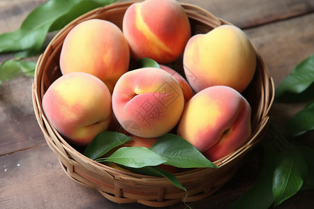 甜脆的水果桃子图片