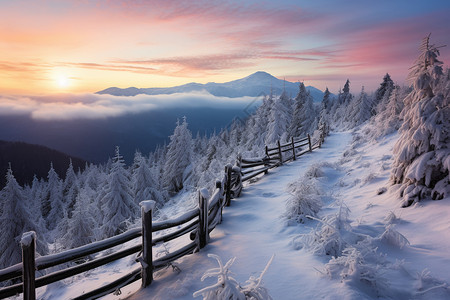 自然雪山的美景图片