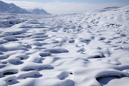 冰天雪地的雪山景观图片