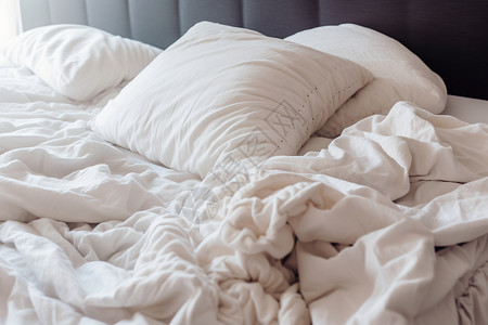 卧室床垫详情页舒适且美丽的白色被褥设计图片