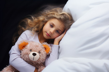 孩子和小熊抱着玩偶睡觉的孩子背景