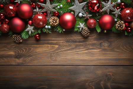木桌上的圣诞树图片