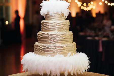 新鲜烘焙的婚礼蛋糕背景图片