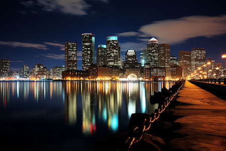 海滨城市的夜景图片