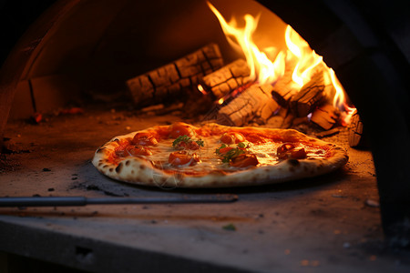 烹饪的披萨和火焰图片