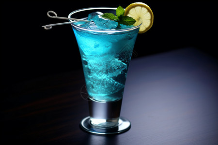 冰爽的蓝色饮品图片