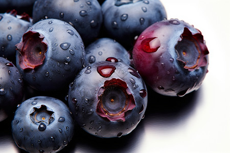美味多汁的蓝莓背景图片