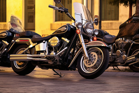 街口排列的摩托车背景图片