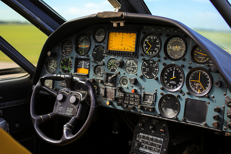 飞行仪表盘和仪器图片