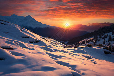 日出雪山的美丽景观图片