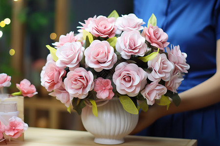 浪漫的粉色玫瑰花花束图片