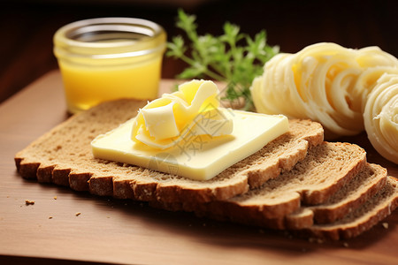 黄油面包和橙汁图片