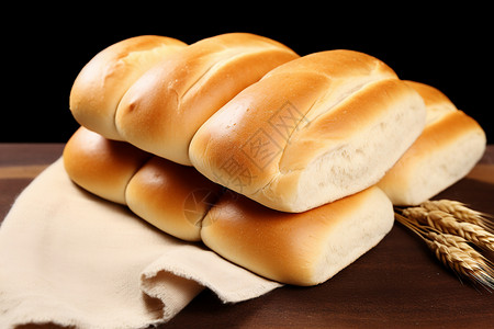 手工制作的小麦面包图片