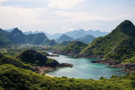 丘陵山地美丽的湖泊背景