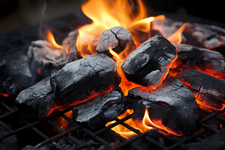 炭火烧烤的火焰图片