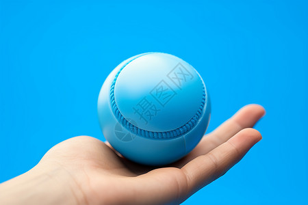 塑料材质的蓝色玩具球图片
