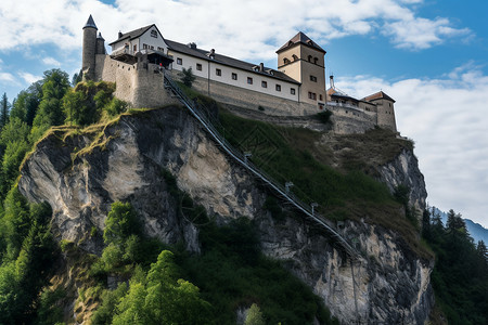 山峰的古典城堡建筑背景图片