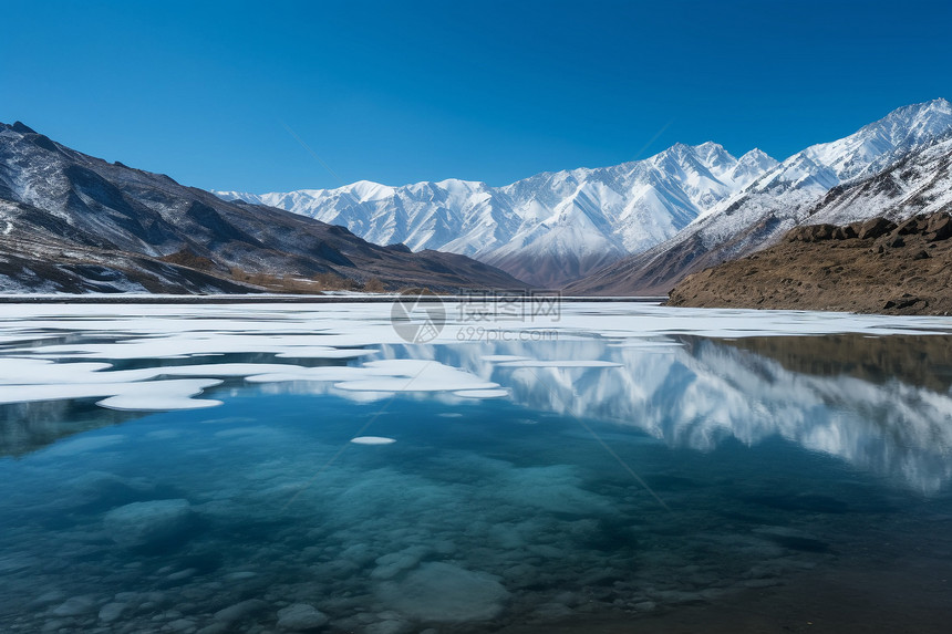 冰天雪地的景色图片