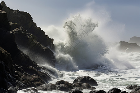 海浪拍击悬崖图片